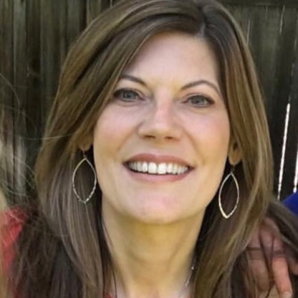 Meet your Posher, Ashley - Picture 1 of 1